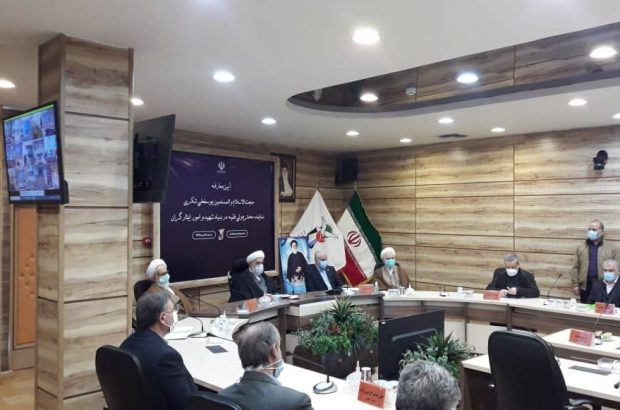 خادمان خانواده شهدا جایگاه والایی دارند