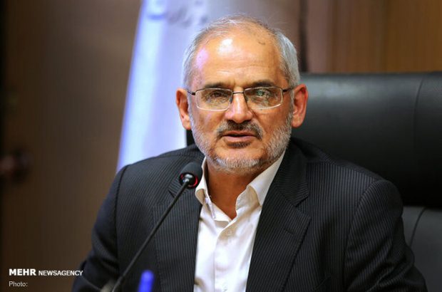 شرایط بازگشایی مدارس در ایام کرونا/اصل بر آموزش حضوری
است