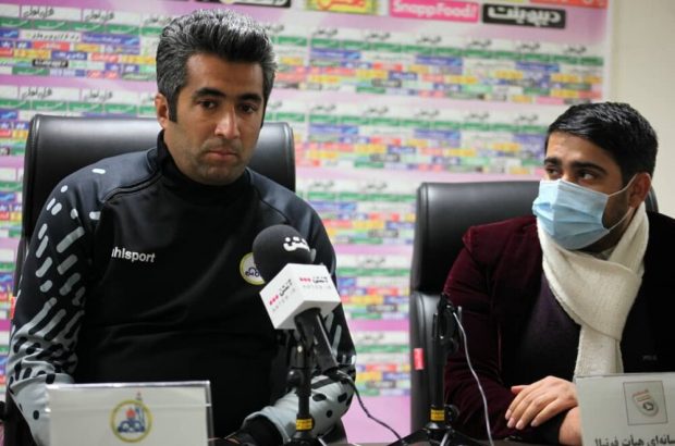 شناخت خوبی از تیم صنعت نفت آبادان داریم