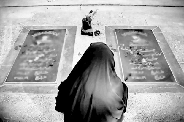 نامادری شهید از حداقل حقوق کارکنان دولت بهره مند می
شود