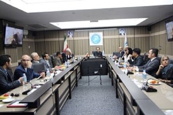 بازدید هیات تحقیقاتی اندونزی از آزمایشگاه نقشه‌برداری
مغز