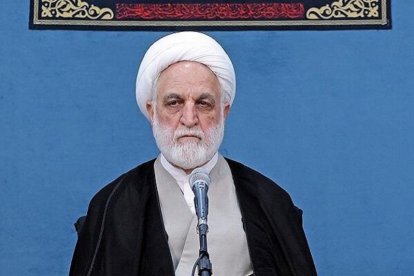 تأکید اژه‌ای بر استمرار برخورد قانونی با خائنین و وطن
فروشان