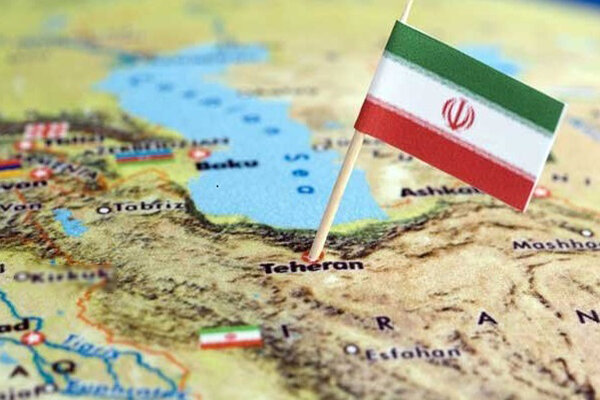 تحلیلگر عراقی: آمریکا از اهداف قبلی خود علیه ایران دست کشیده
است
