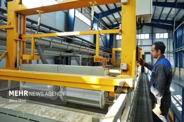 رحیم زاده: تعدیل نیروی کارگری در اردبیل نداشتیم