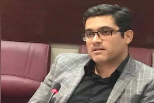 شهردار ورامین: ۵۰۰ میلیارد تومان پروژه تا پایان اردیبهشت
افتتاح می‌شود