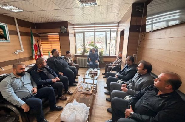 فرماندار دیواندره: تامین امنیت شغلی کارگران با جدیت دنبال
شود