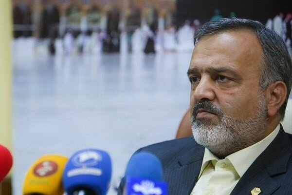بازدید رشیدیان از واحد راهنمایان در مکه
