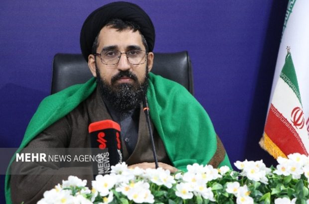 حسینی:مهمانی غدیر الگویی موفق در مردمی‌سازی برنامه‌های
فرهنگی است