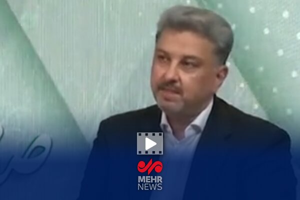 رجبی مشهدی: هر مشترک یک لامپ خاموش کند، هزار مگاوات برق
ذخیره می‌شود