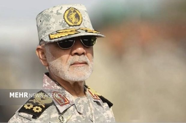 سرلشکر عبداللهی: سامانه‌های جدید پدافندی به کار
می‌گیریم