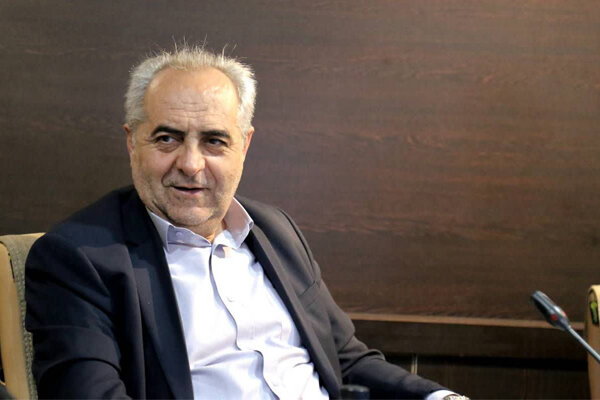 سرمست: خدمت به زائران اربعین فراتر از وظایف سازمانی دستگاه‌
هاست