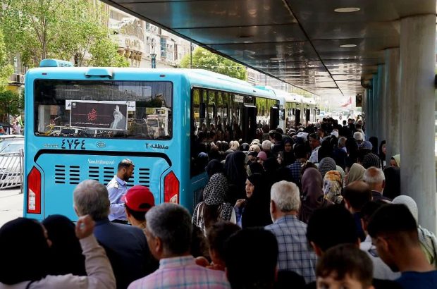 سرویس‌دهی رایگان ناوگان اتوبوسرانی مشهد در روز زیارتی امام
رضا(ع) 