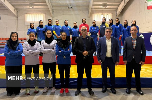 صدیقی: شما دختران ووشو می‌توانید شگفتی‌ساز بازی‌های آسیایی
باشید