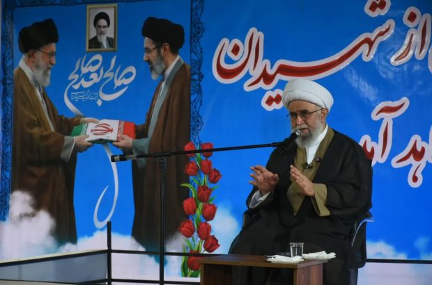آیت الله رمضانی: جهان امروز گرفتار تبعیض و سلطه‌گری
است