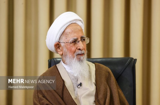 آیت‌الله جوادی آملی درگذشت آیت‌الله فیاض را تسلیت
گفت