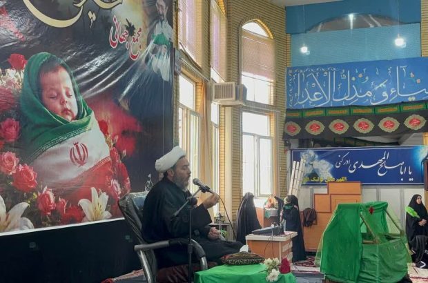 امام جمعه بیجار: تربیت نسل امام‌زمانی از آغوش مادران آغاز
می‌شود