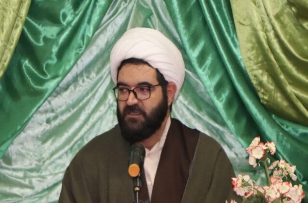 امام جمعه قروه: عاشورا نتیجه فاصله گرفتن جامعه از ولی خدا
بود