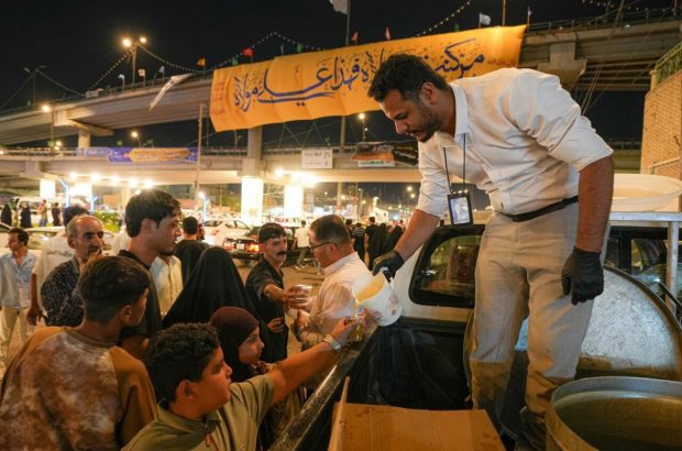 خدمت‌رسانی موکب ها به زائران عید غدیر در نجف اشرف