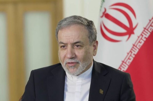 عراقچی: جهان از توانایی ایران در پاسخ فوری شگفت‌زده شده
است