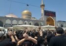 عزاداری و سینه‌زنی در روز تاسوعای حسینی؛ در حرم مطهر امام
رضا(ع)