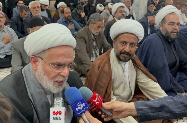 لزوم اثرگذاری مداحان و ذاکران اهلبیت(ع) با دینداری و
اخلاقمداری لزوم اثرگذاری مداحان و ذاکران اهلبیت(ع) با دینداری و
اخلاقمداری