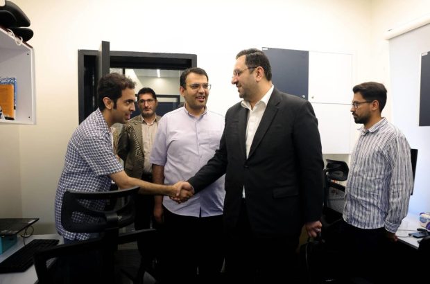 پیام‌رسان‌های داخلی از آزمون جنگ رمضان سربلند بیرون
آمدند