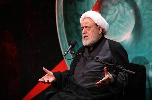 کل خیر فی الحسین؛ بزرگترین خسارت جدایی از حسین (ع)
است
