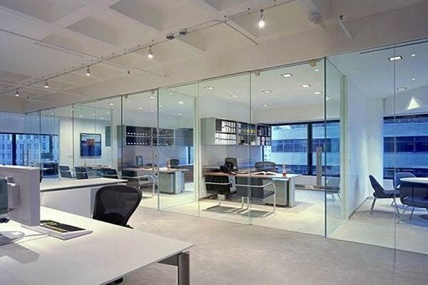 ایدههای جدید اجرا و نصب پارتیشن شیشهای ایدههای جدید اجرا و نصب پارتیشن شیشهای