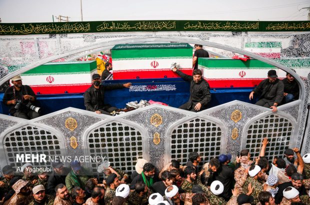 ثبت ۳۳۵۰ مراجعه دارویی در مراسم وداع با رهبر شهید ثبت ۳۳۵۰ مراجعه دارویی در مراسم وداع با رهبر شهید